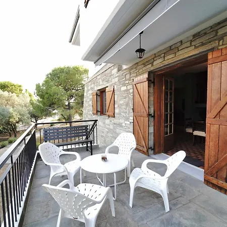 Villa Petrino Palaiontsiflikion